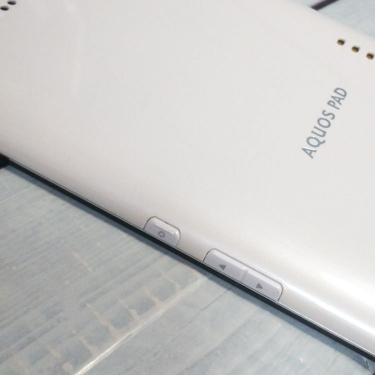 docomo AQUOS PAD SH-08E �ۥ磻�� 632