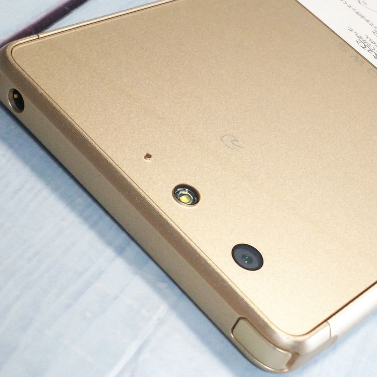 docomo arrows SV F-03H Gold �������  674
