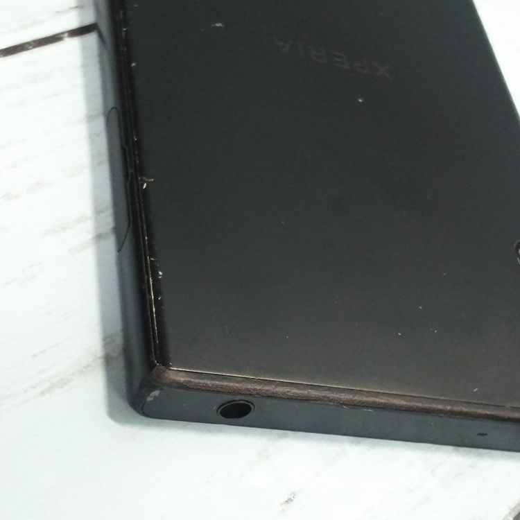 SONY Xperia XZs SOV35 au �֥�å�  882