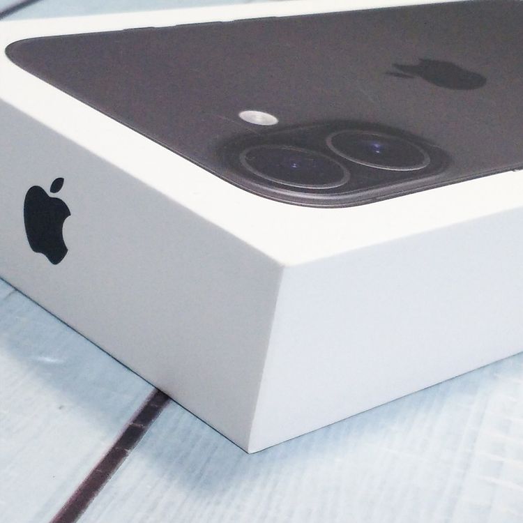 SIM�ե꡼ iPhone16 128GB �֥�å� ����  ̤���� ���� 270