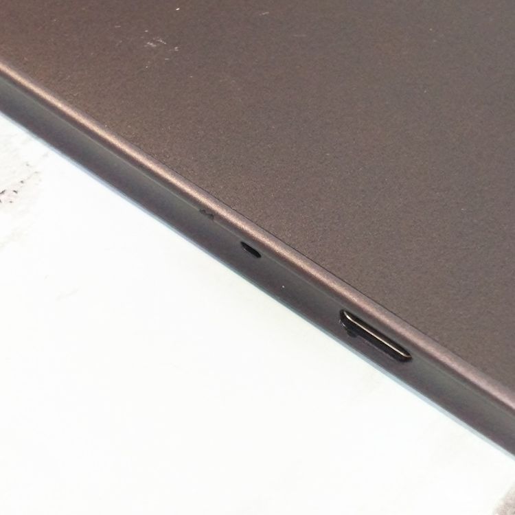 docomo arrows Tab F-02K Black �֥�å�  678