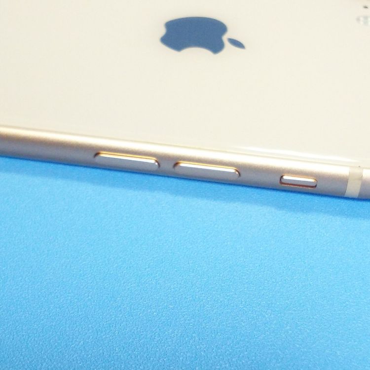 au iPhone8 64GB �������  059