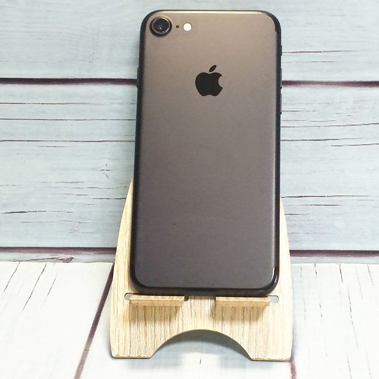 SoftBank iPhone7 32GB �֥�å�  660