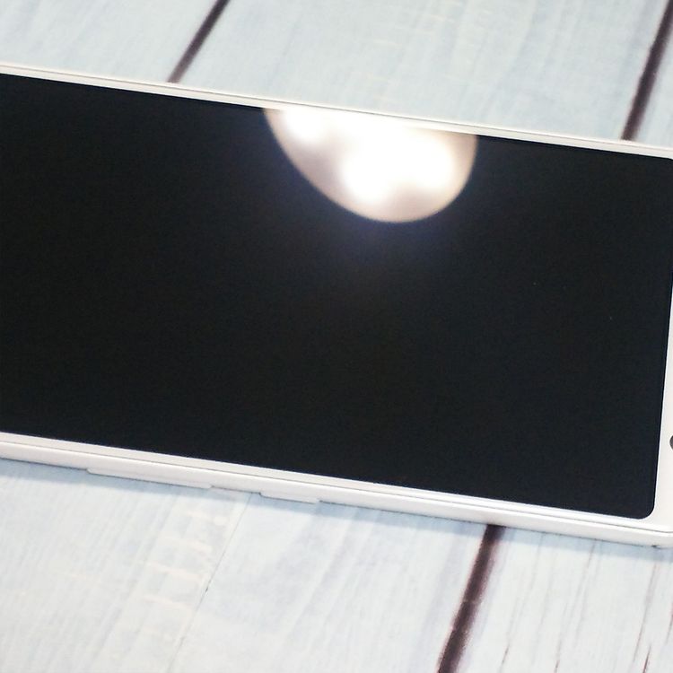 docomo arrows Be3 F-02L �ۥ磻��  ���� 977