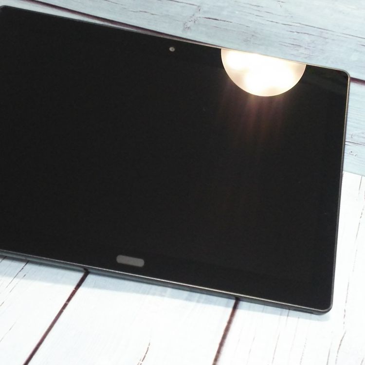 docomo dtab d-41A SHARP Androidタブレット ブラック  652