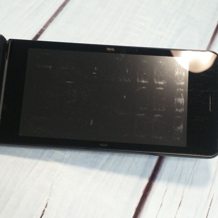 docomo arrows �ٻ��� �������� F-03L �֥�å�  868