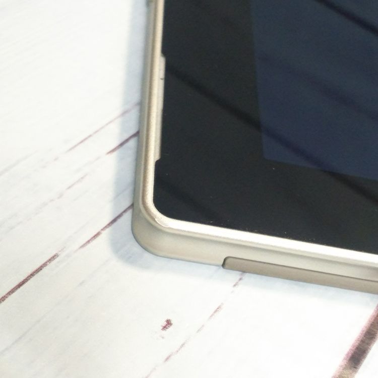 docomo arrows Tab F-02K White �ۥ磻��  355