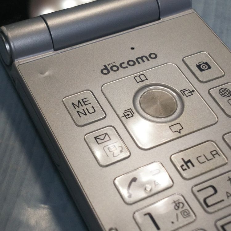 docomo arrows �ٻ��� �������� F-03L ����С�  494