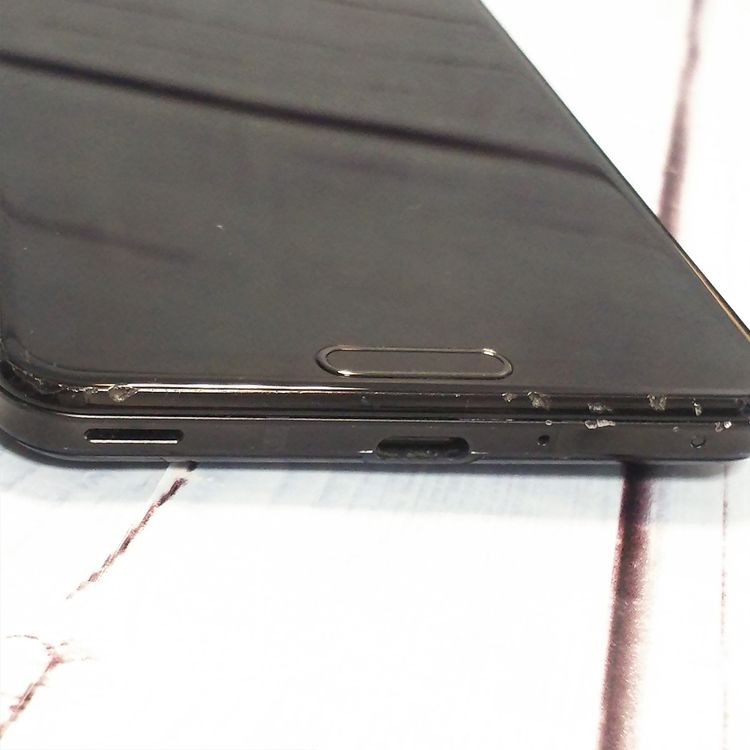 AQUOS R docomo 5G SHARP SH-51A �֥�å� [������]  010