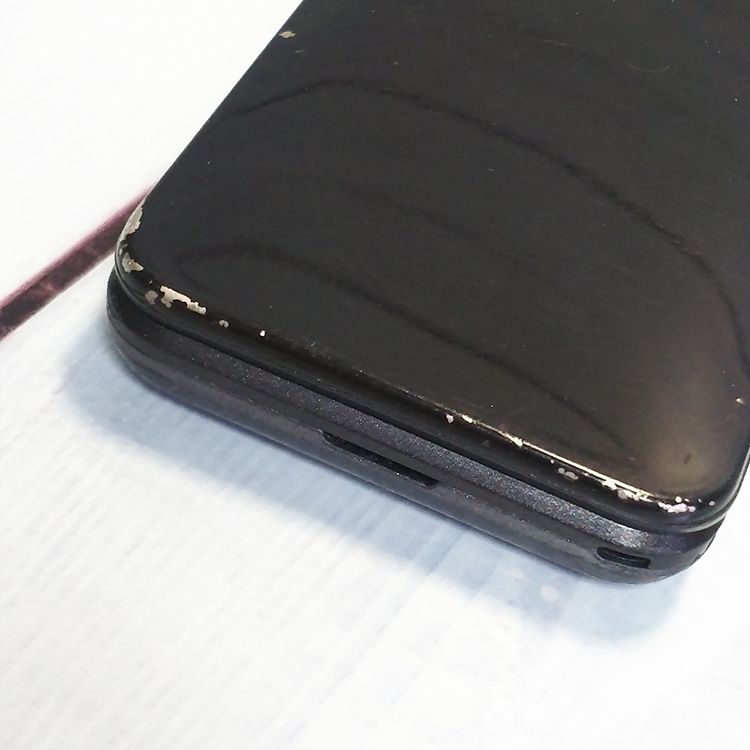 KYOCERA au GRATINA 4G BLACK KYF31  427