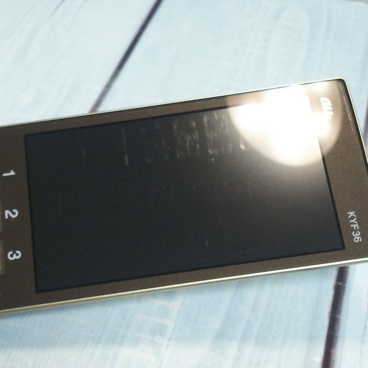 KYOCERA au KYF36 ���󤿤󥱡����� GOLD  009