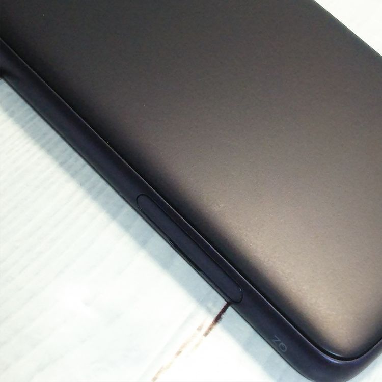 au Qua phone QZ ������ KYV44 ����ǥ���  723