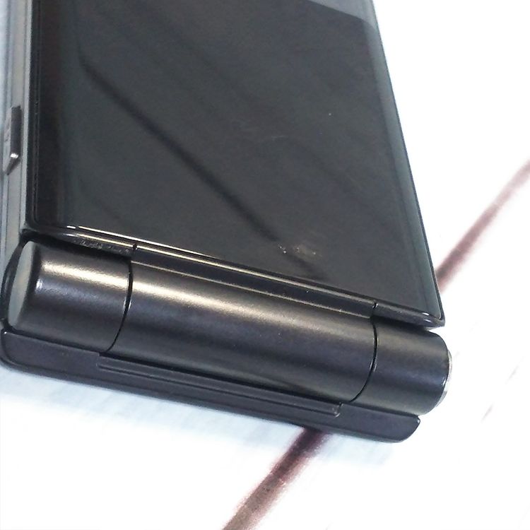 docomo arrows �ٻ��� �������� F-03L �֥�å� [�����]  666