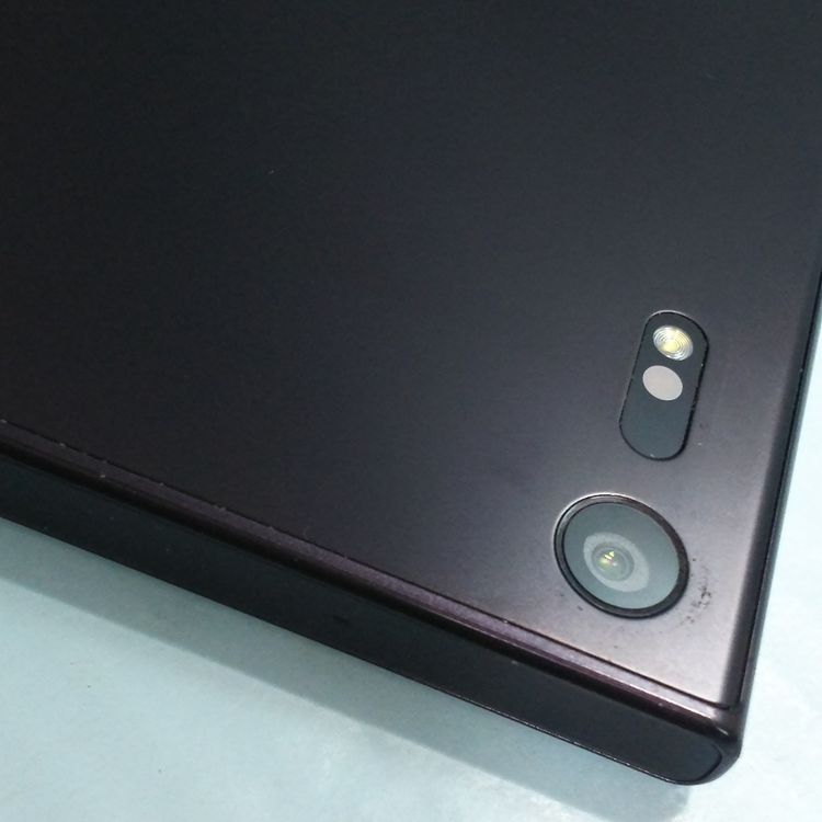 SONY Xperia XZ SOV34 au  �ߥͥ��֥�å� Black  330
