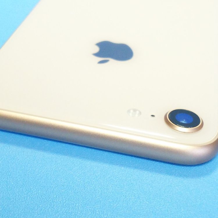docomo iPhone8 64GB �������  623