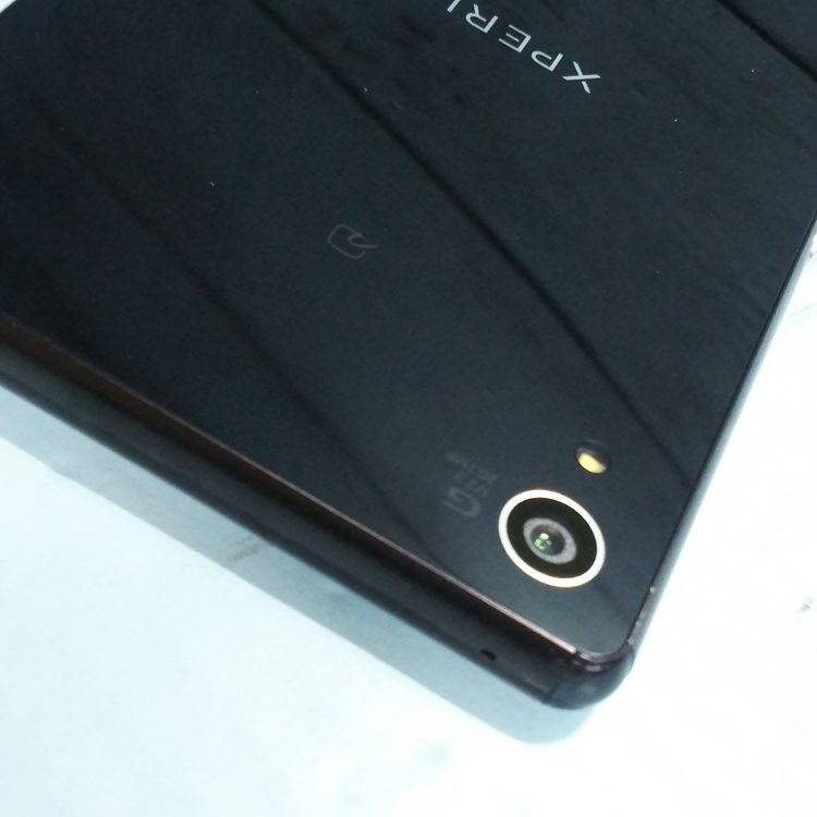 SONY au Xperia Z4 SOV31 Black  181