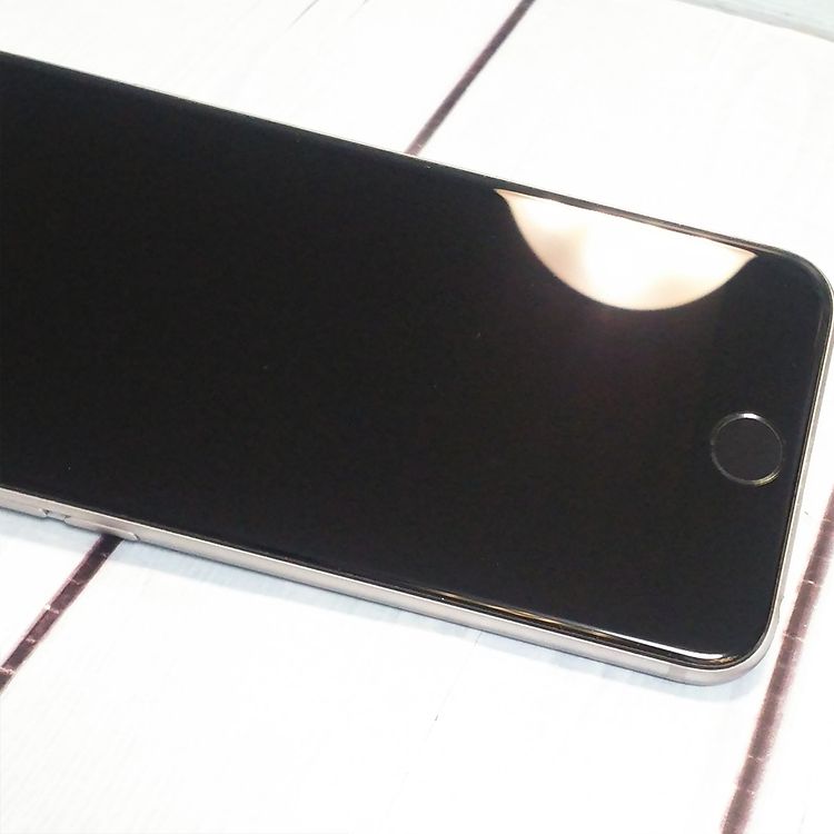 docomo iPhone6s 32GB ���ڡ������쥤  425