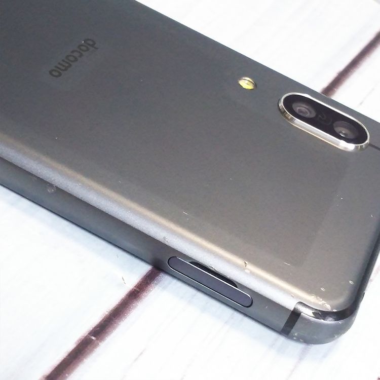 docomo AQUOS sense3 SH-02M �֥�å�  007