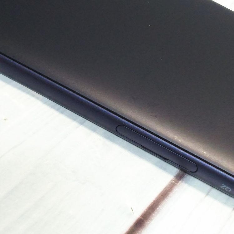 au Qua phone QZ ������ KYV44 ����ǥ���  595