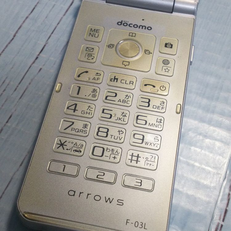 docomo arrows �ٻ��� �������� F-03L ����С� [������]  363