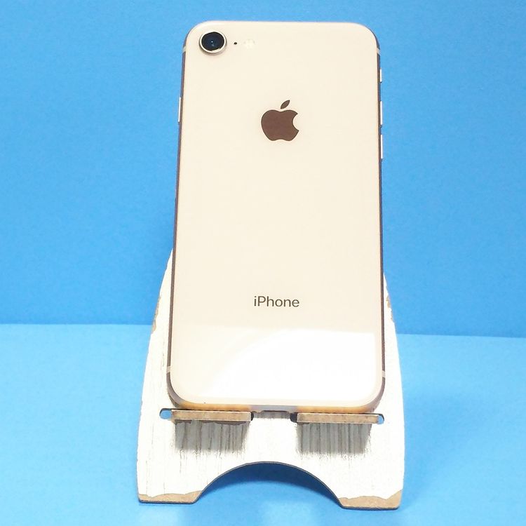 au iPhone8 64GB �������  059