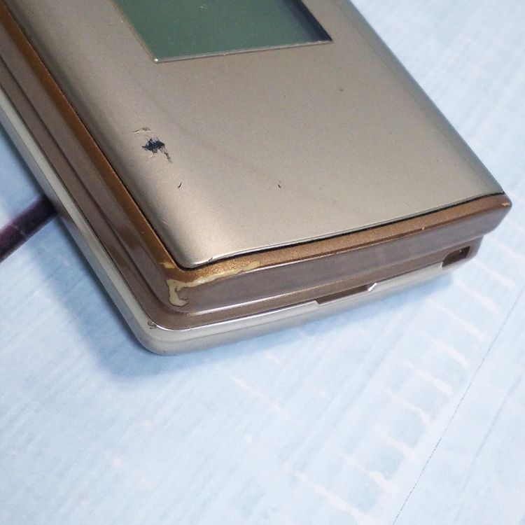 au KYOCERA ���󤿤󥱡����� KYF32 ������� 498