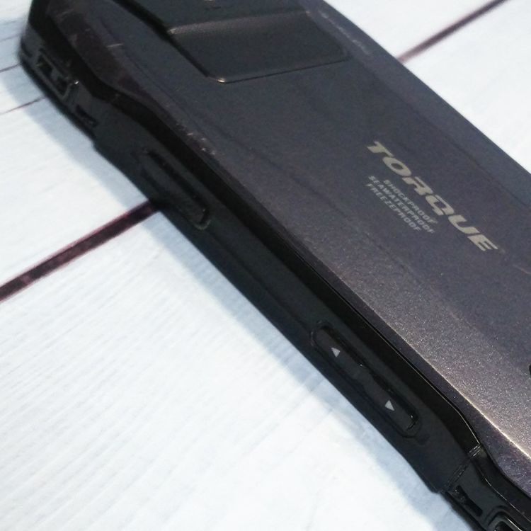 au ������ TORQUE G04 �֥�å� KYV46  709