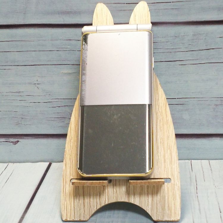 docomo arrows �ٻ��� �������� F-03L ����С�  055