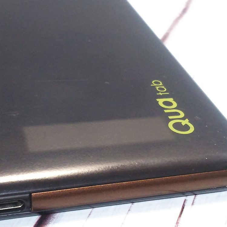 au KYOCERA Qua tab QZ8 �⥫�֥�å� KYT32  618
