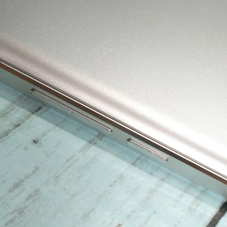 FREETEL RAIJIN �ۥ磻�� ���  756