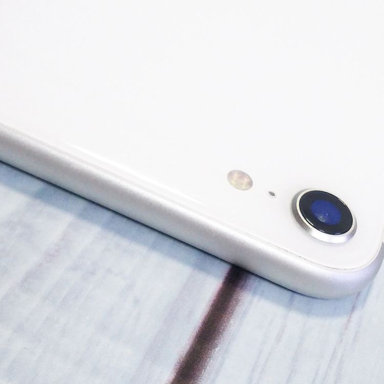 au iPhoneSE2 64GB �ۥ磻��  371