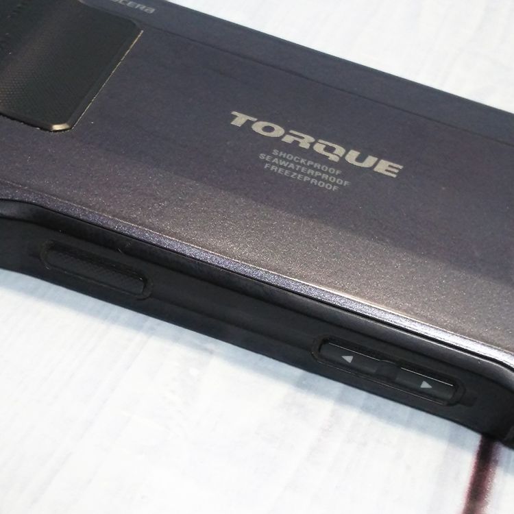 au ������ TORQUE G04 �֥�å� KYV46  083