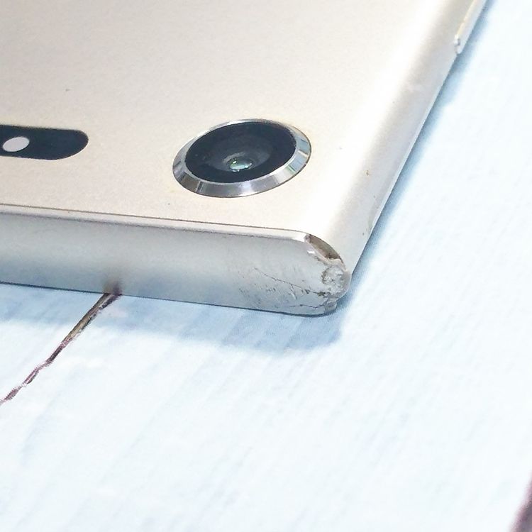 docomo Xperia XZ1 SO-01K Warm Silver  349