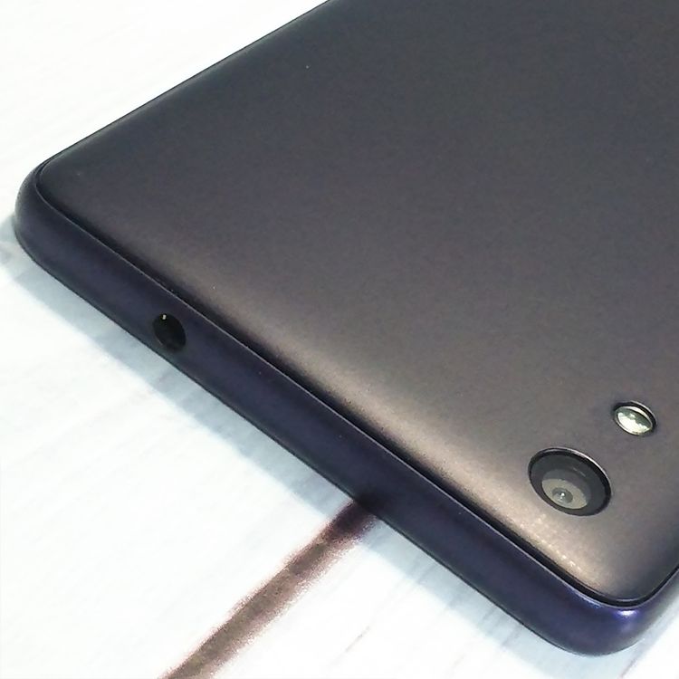 au Qua phone QZ ������ KYV44 ����ǥ���  709