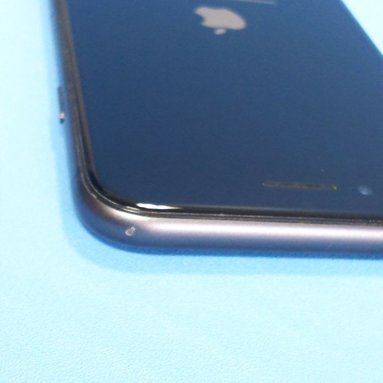 au iPhone8 64GB ���ڡ������졼  837