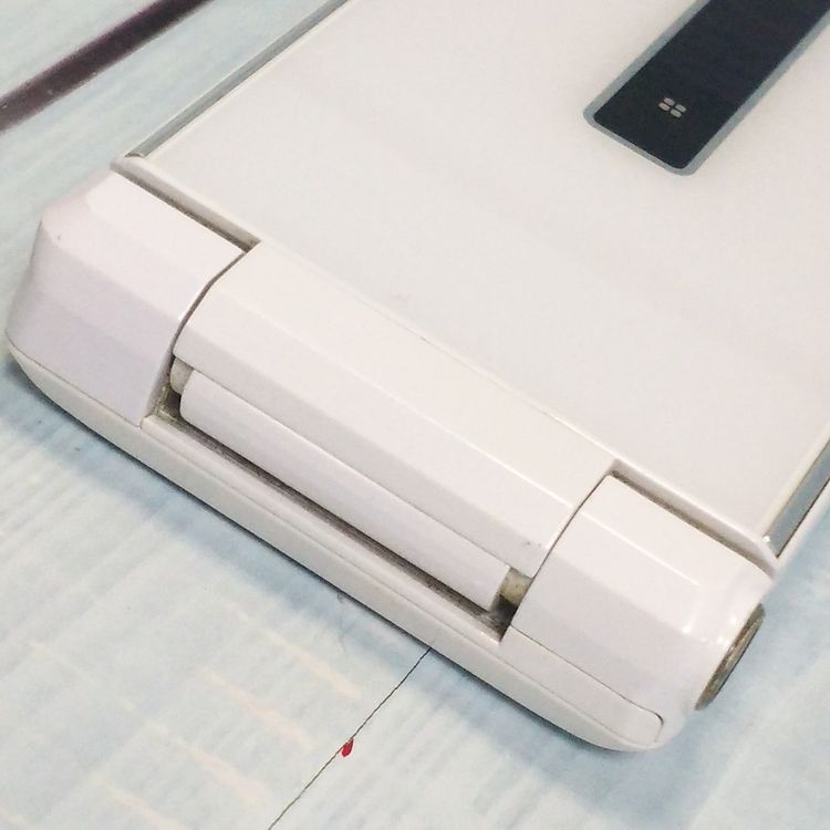 docomo AQUOS �������� SH-06G �ۥ磻��  747