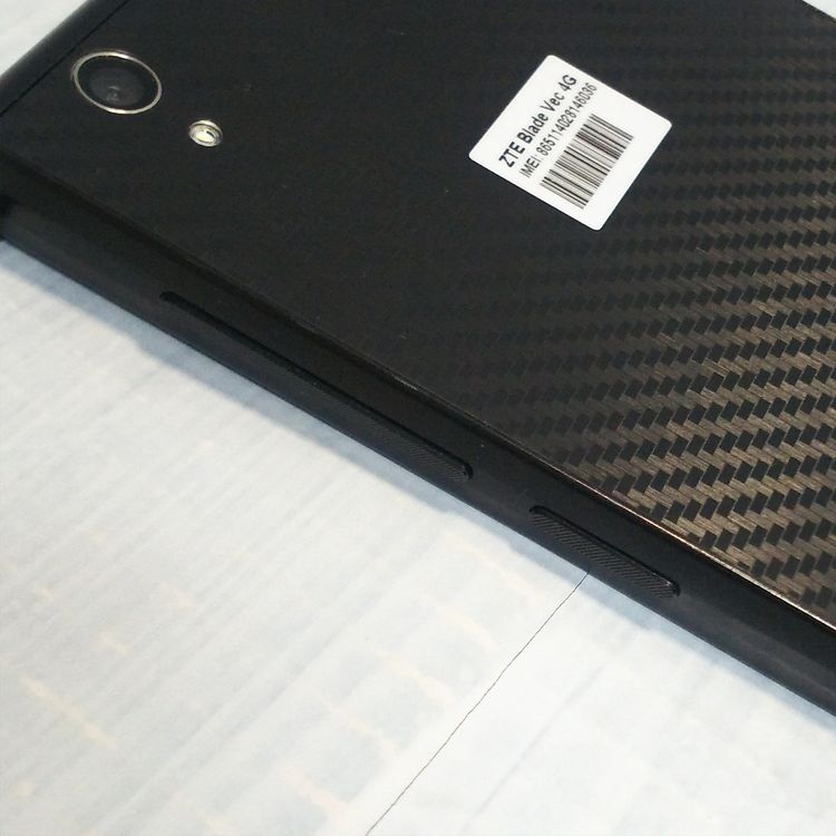 ZTE Blade Vec 4G �֥�å�  036