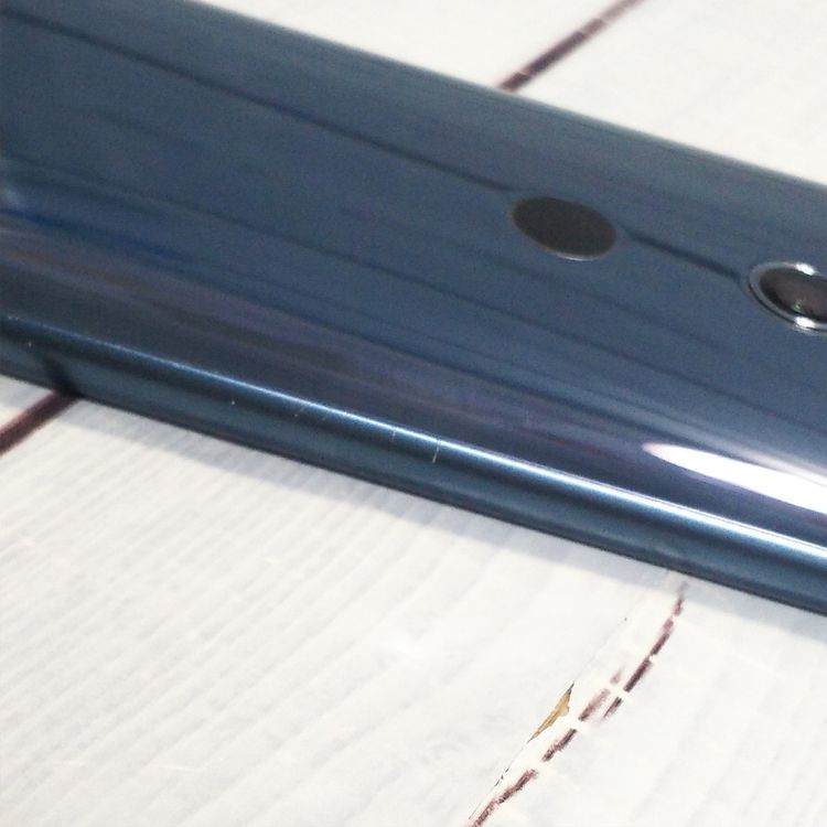 SONY Xperia XZ2 SoftBank 702SO ���꡼��  576