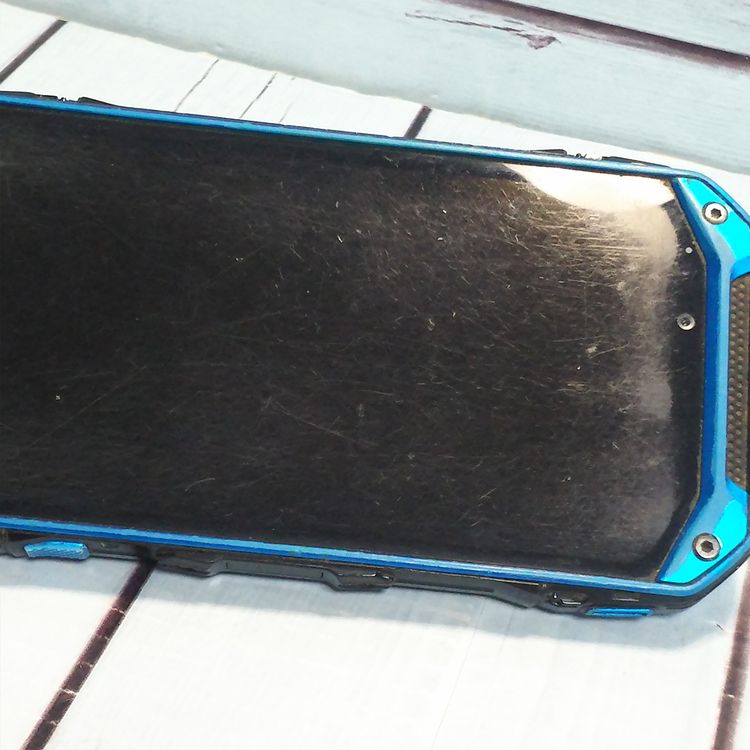 au ������ TORQUE G04 �֥롼 KYV46  958