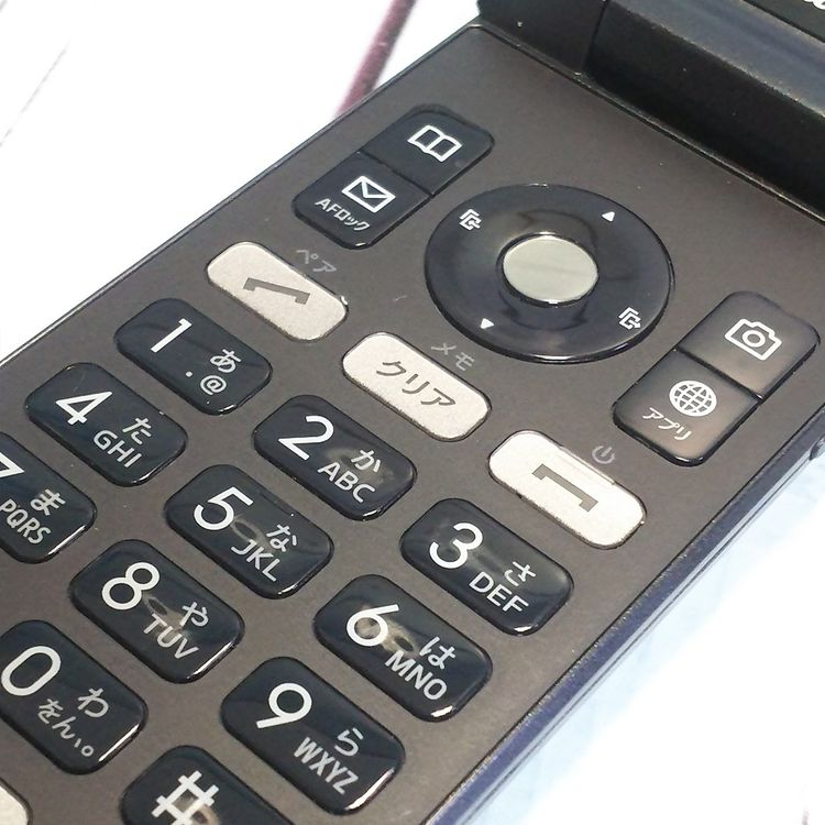 KYOCERA au GRATINA 4G BLACK KYF31  129