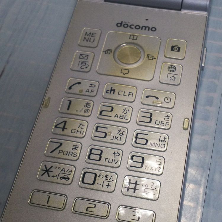 docomo arrows �ٻ��� �������� F-03L ����С�  945