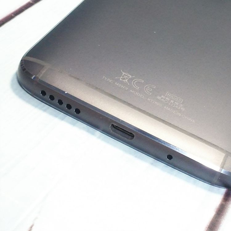 ��ȥ����� Moto G5S Plus XT1805 ��ʥ��졼  872