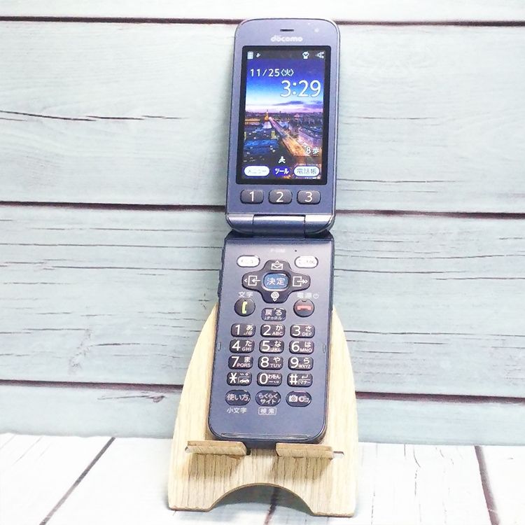 docomo �ٻ��� �餯�餯�ۥ� F-01M �ͥ��ӡ�  923