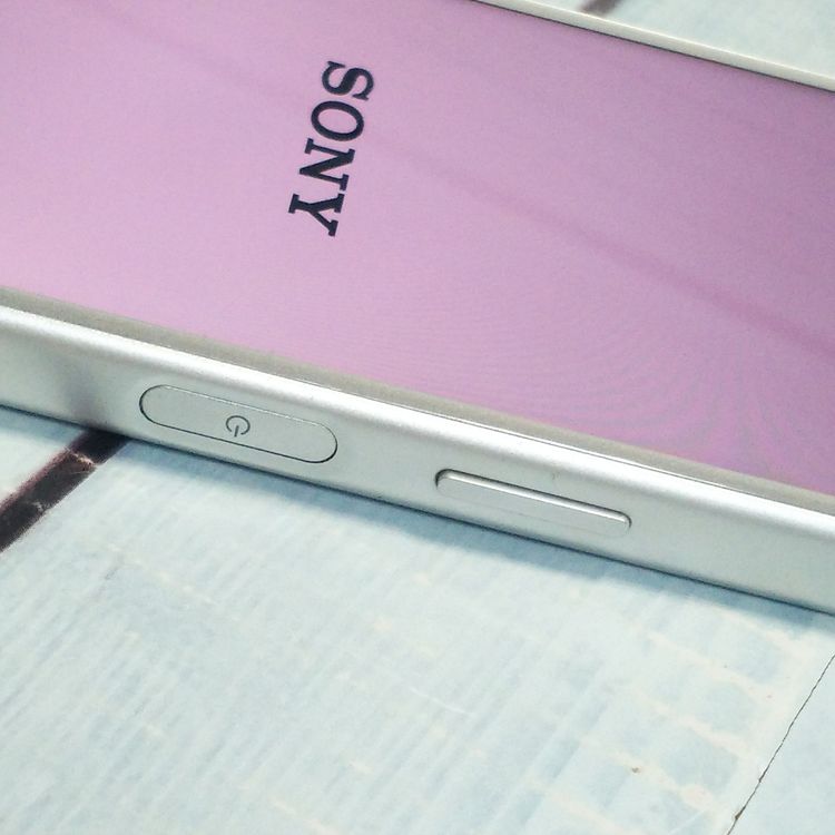 docomo Xperia XZ1 Compact SO-02K ����С� 947