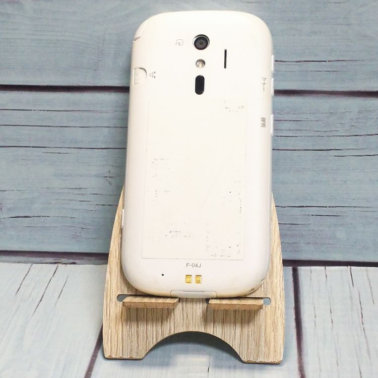 docomo �ٻ��� F-04J �餯�餯���ޡ��ȥե���4 �ۥ磻�� �� WHITE  985