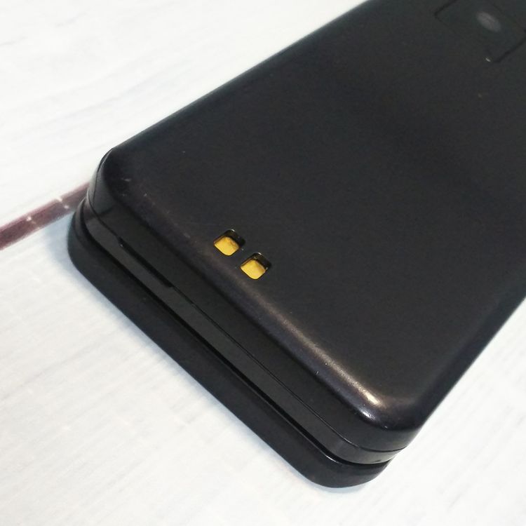 docomo arrows �ٻ��� �������� F-03L �֥�å�  712