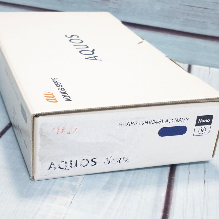 au AQUOS SERIE SHV34 �ͥ��ӡ� �֥롼 ����Ʊ����  �ۤܿ��� 860