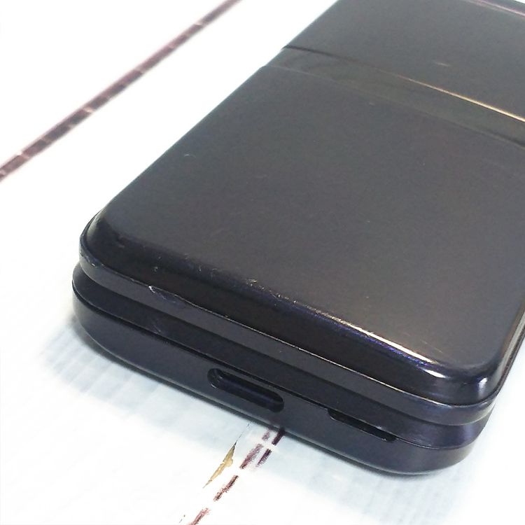 docomo ������ DIGNO�������� KY-42C �֥�å�  882