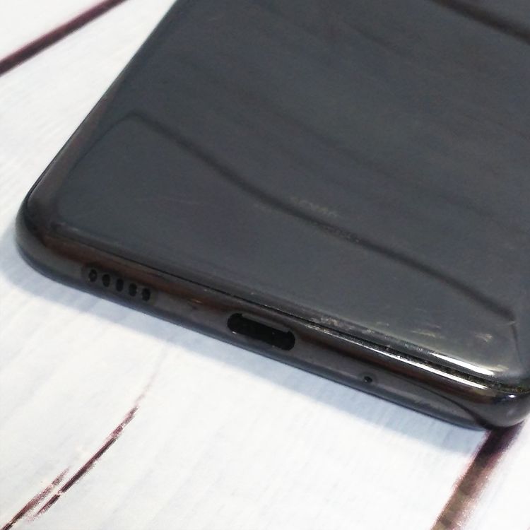 au Galaxy A20 SCV46 Black  042