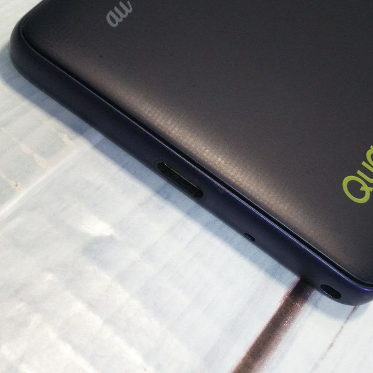 au Qua phone QZ ������ KYV44 ����ǥ���  895